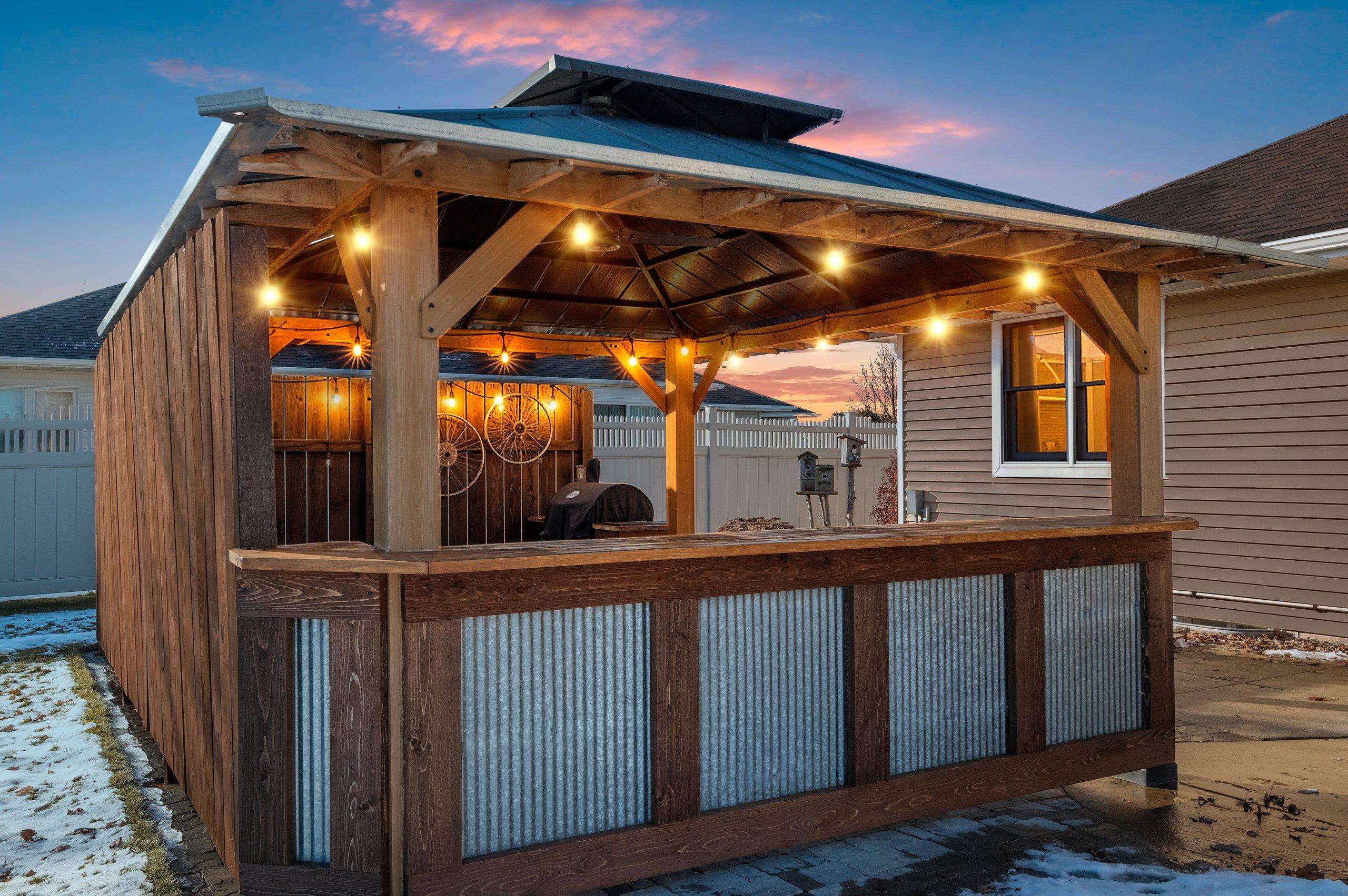 2141 Wheat Way Green Bay, WI 54311 - Photo 4 of 61