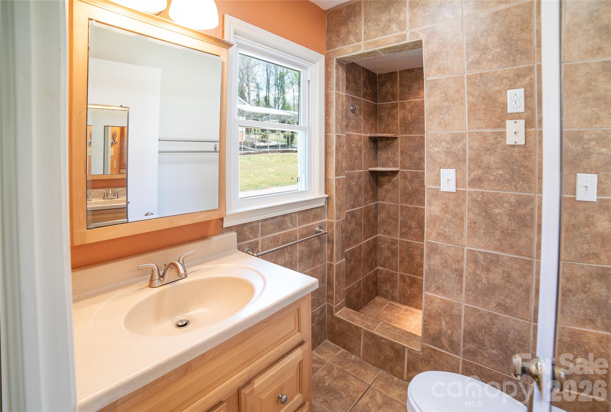 414 Patton Street Morganton, NC 28655 - Photo 17 of 37