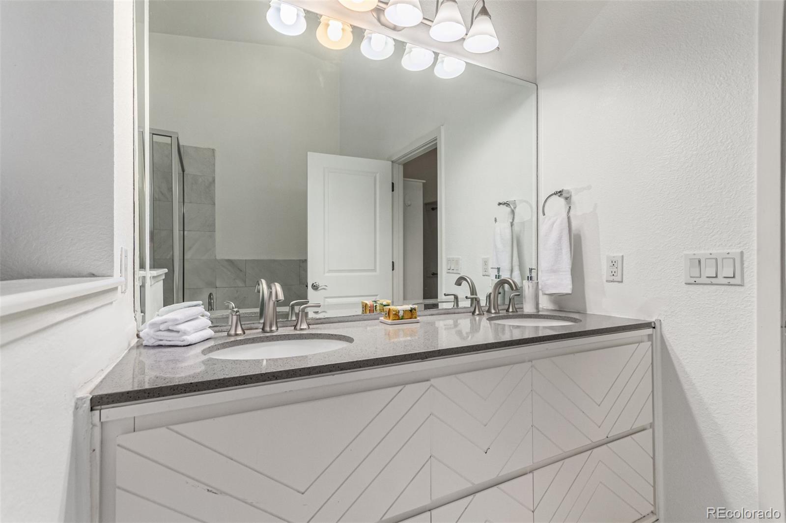 19 South Harrison Street Denver, CO 80209 - Photo 15 of 35