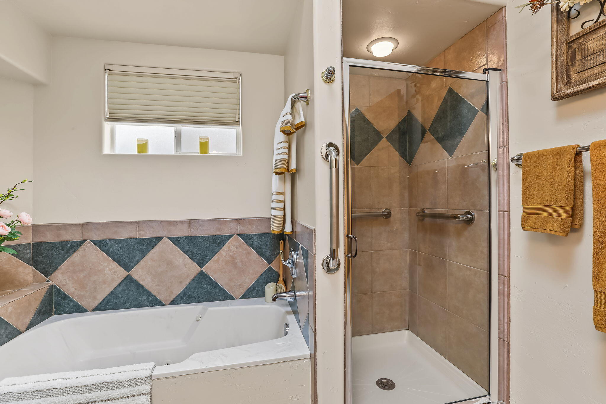 10019 Irbid Road Northeast Albuquerque, NM 87122 - Photo 13 of 26 Gallery Image 13