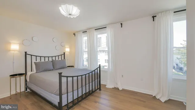 a close view of faucet