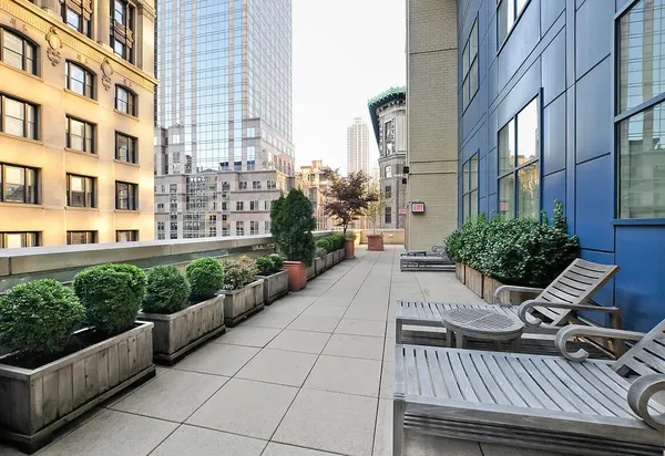 $988,000 | 425 5th Avenue, Unit 21A | Midtown South