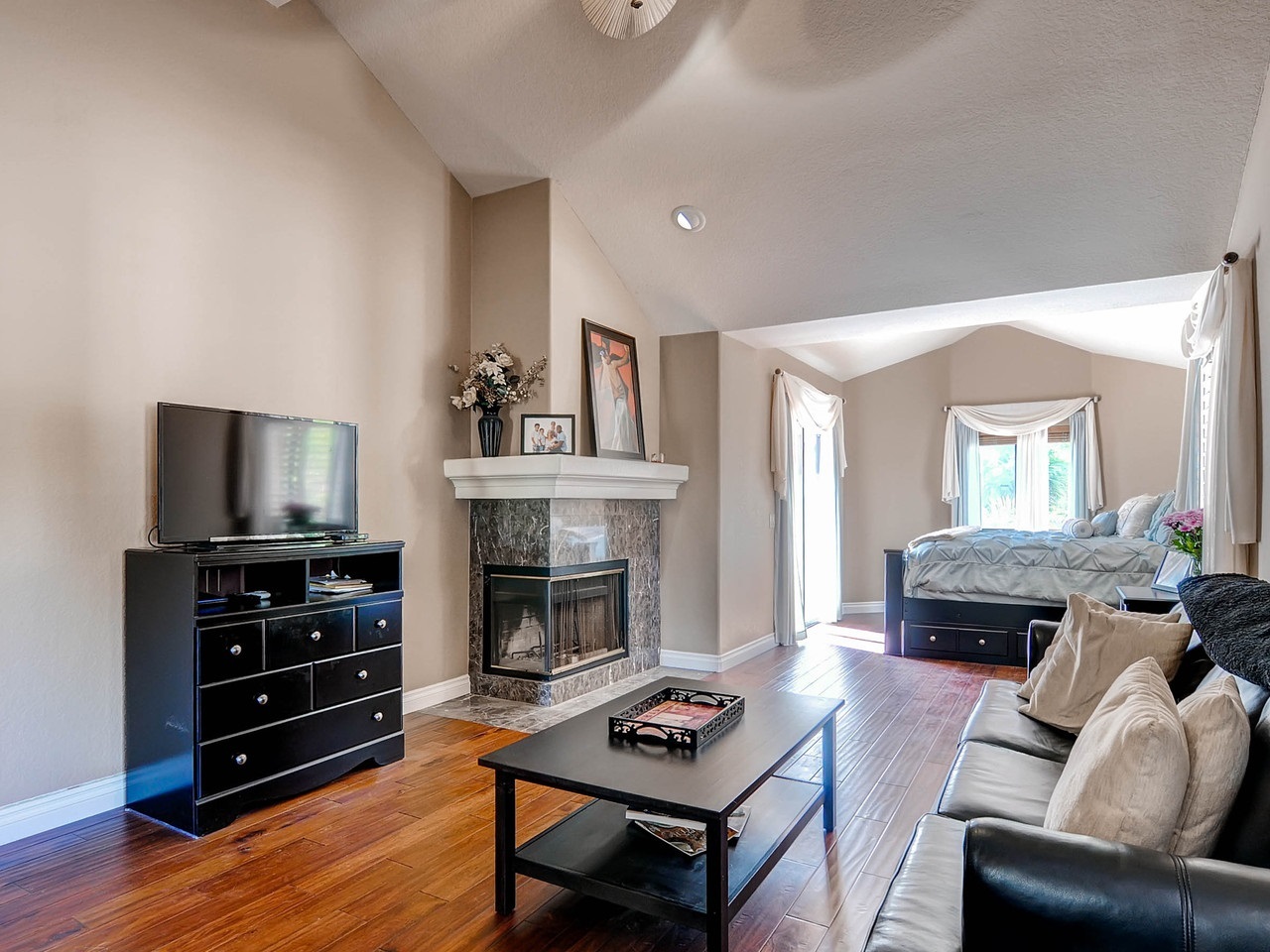 8975 Summerhill Point Alpine, CA 91901 - Photo 16 of 25 Gallery Image 16
