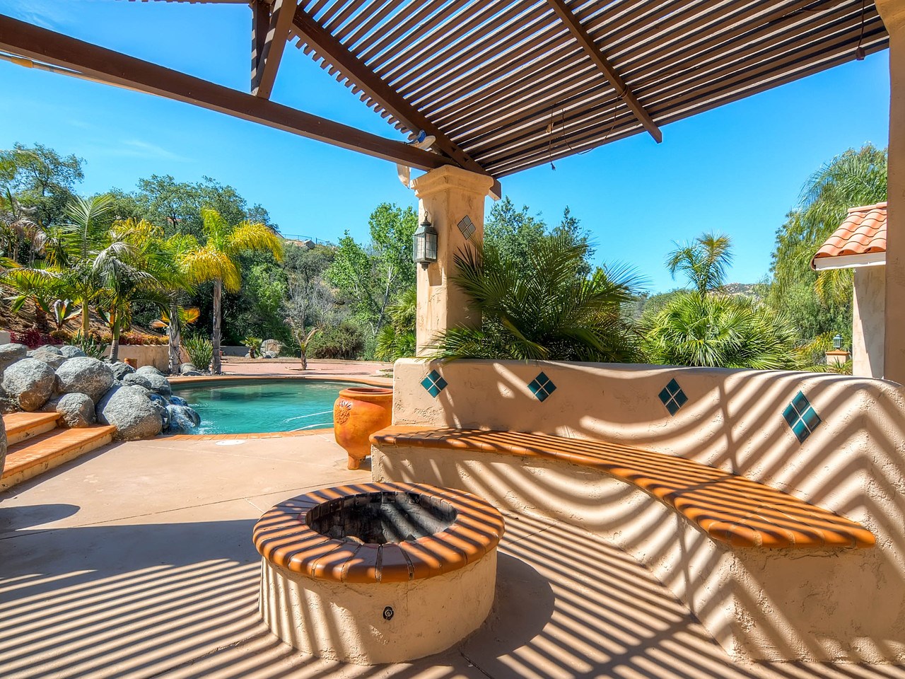 8975 Summerhill Point Alpine, CA 91901 - Photo 21 of 25 Gallery Image 21