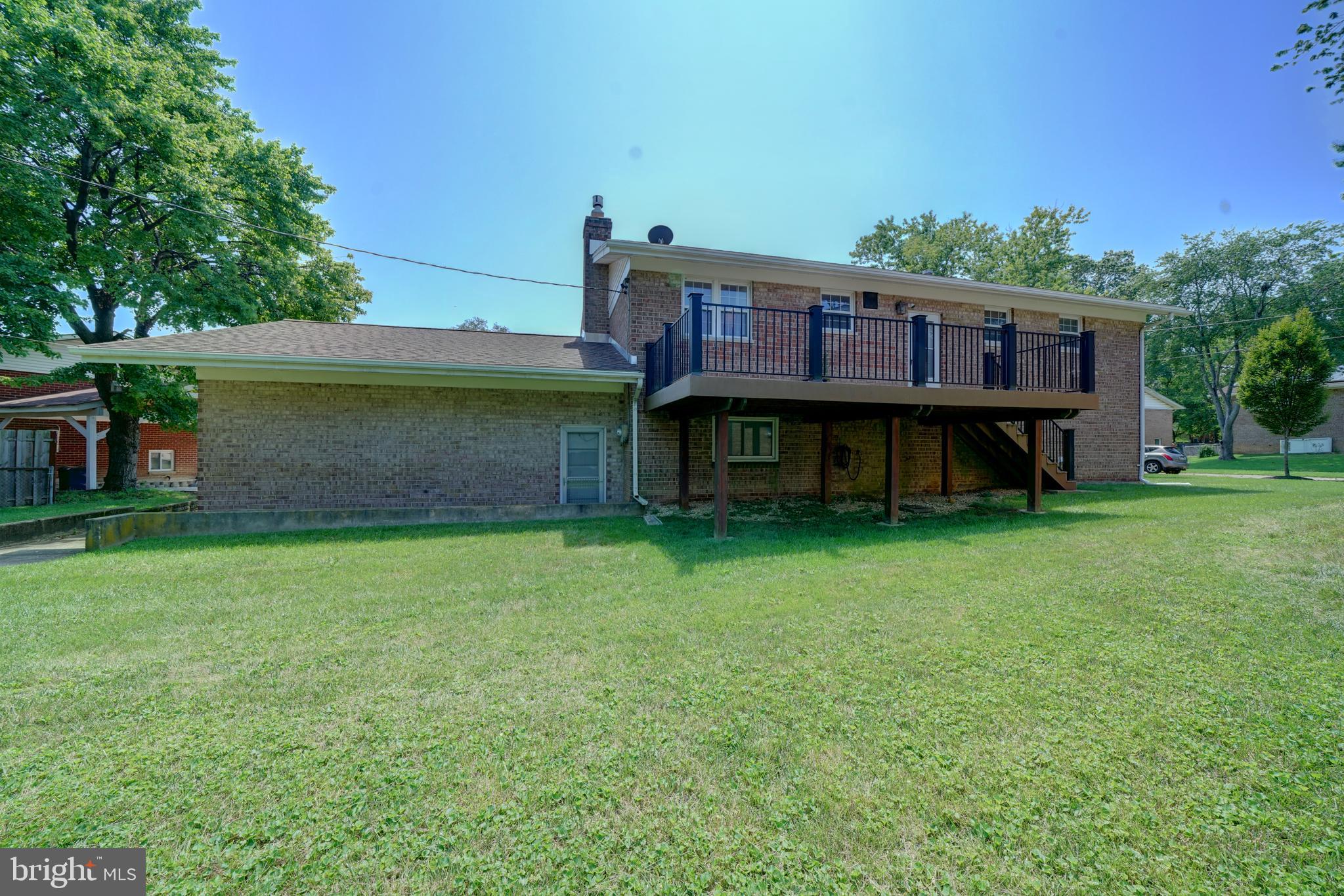 8900 Robin Place Laurel, MD 20708 - Photo 2 of 64 Gallery Image 2
