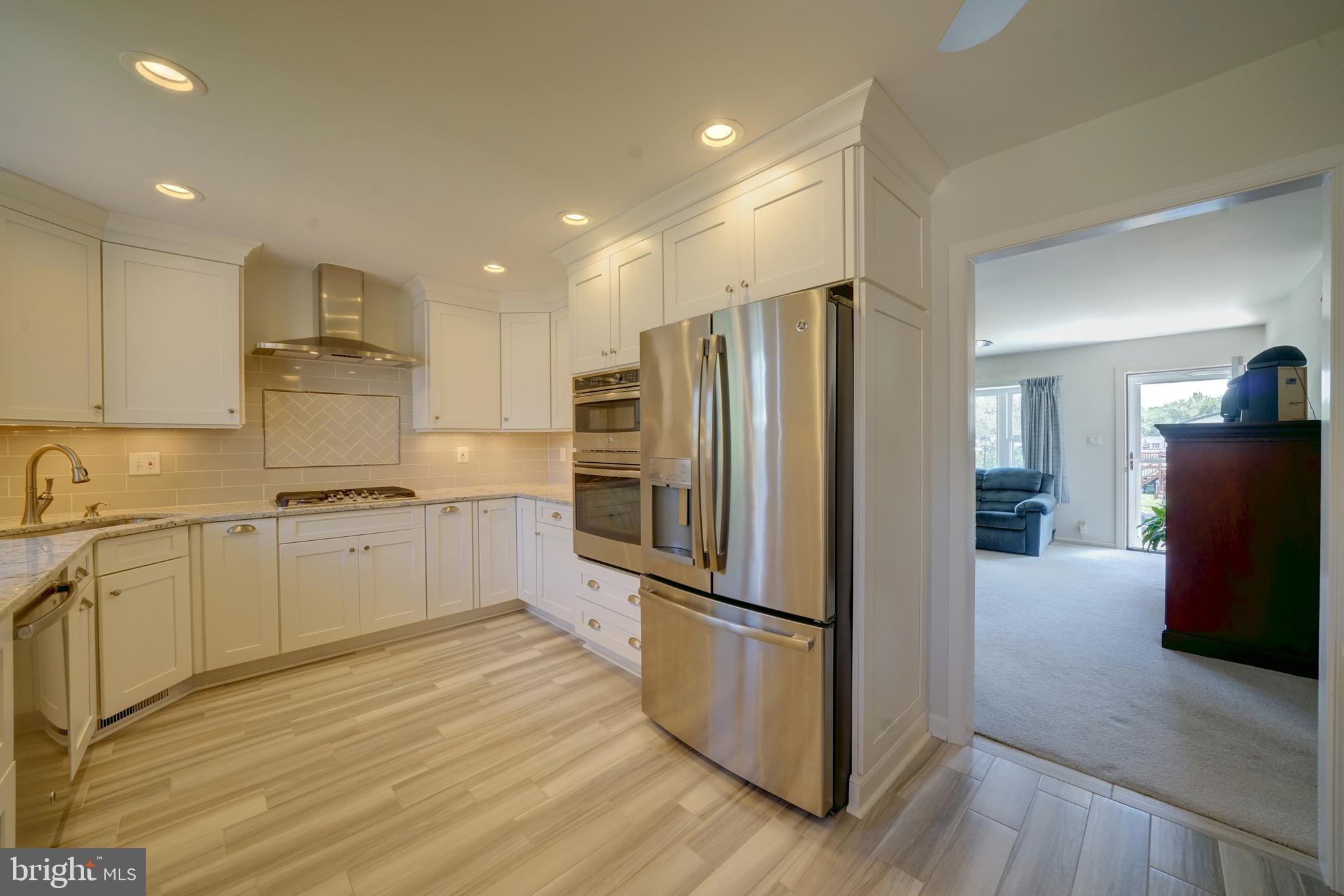 8900 Robin Place Laurel, MD 20708 - Photo 4 of 64 Gallery Image 4