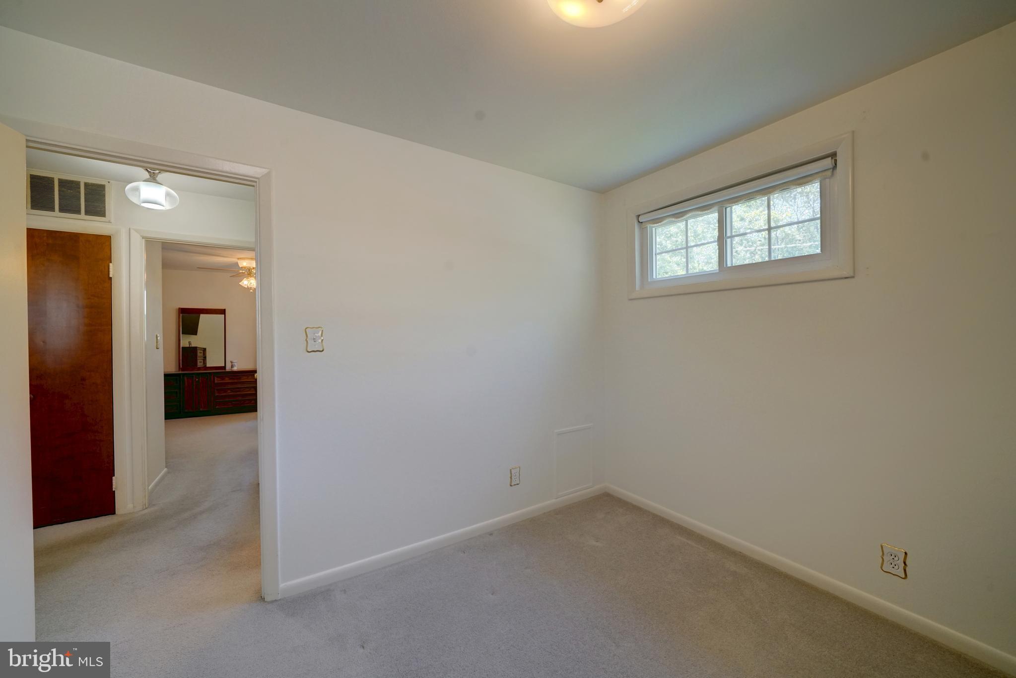 8900 Robin Place Laurel, MD 20708 - Photo 38 of 64 Gallery Image 38