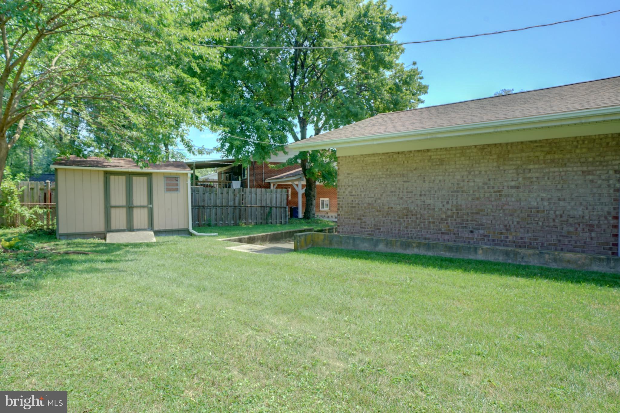 8900 Robin Place Laurel, MD 20708 - Photo 63 of 64 Gallery Image 63