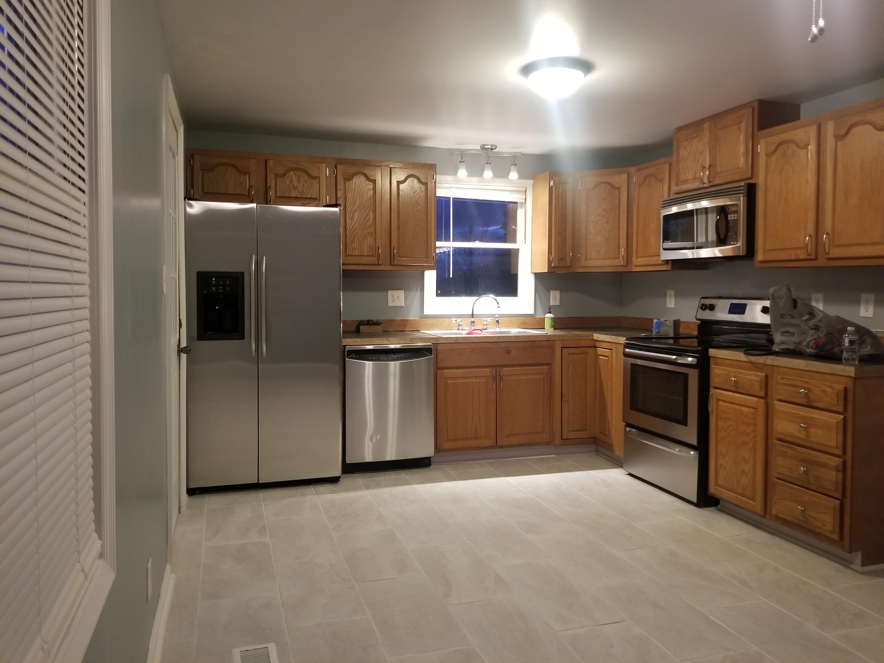 404 Ridge Road Troutville, VA 24175 - Photo 4 of 9 Kitchen