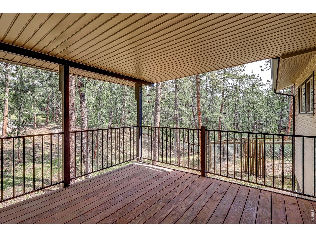 166 Cherokee Road Lyons, CO 80540 - Photo 13 of 42