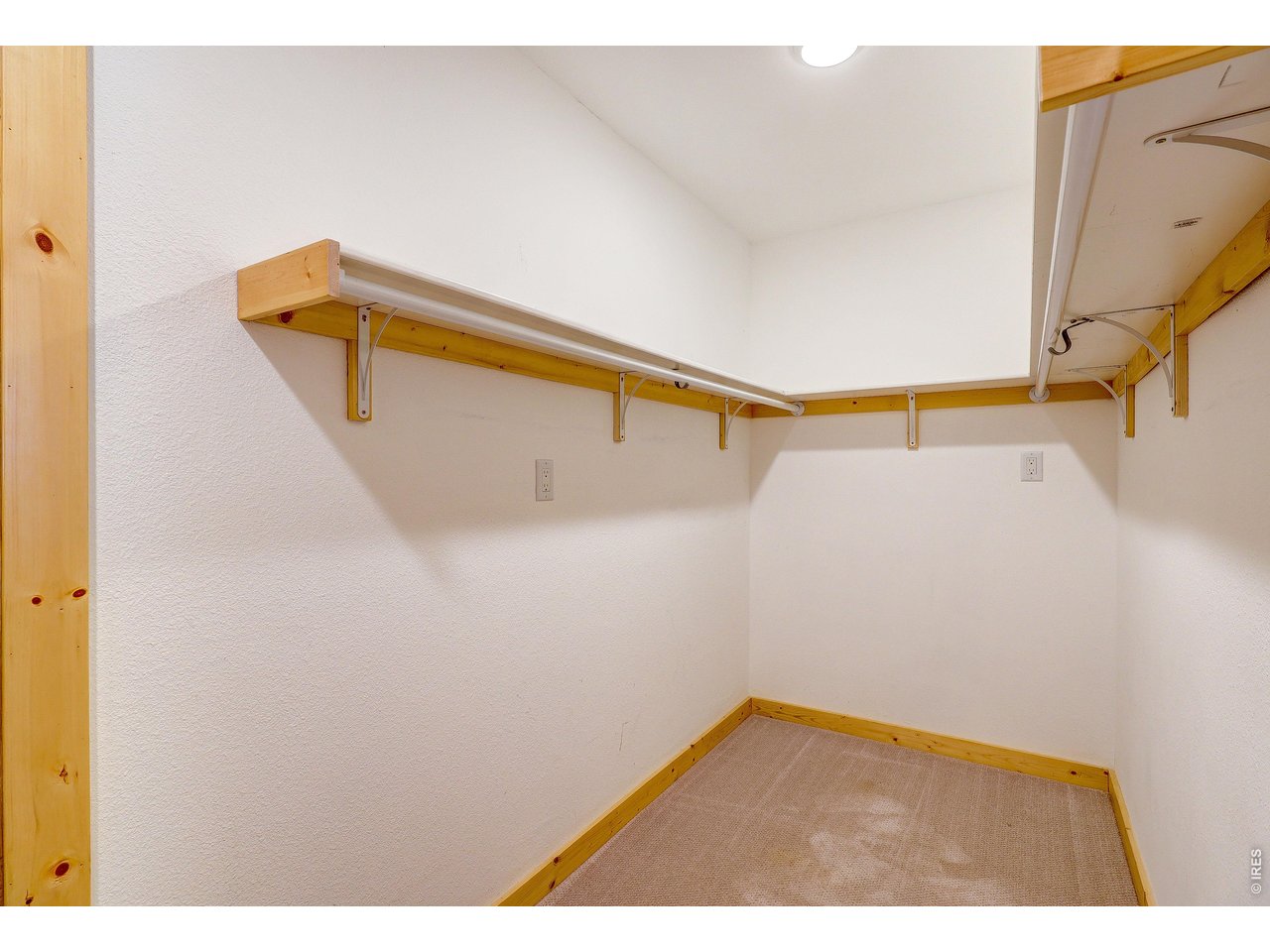 166 Cherokee Road Lyons, CO 80540 - Photo 23 of 42