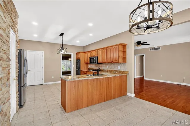 $490,000 | 6114 Red Bird Lane, Waterloo, IL 62298