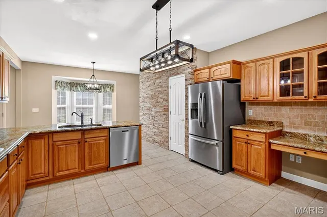 $490,000 | 6114 Red Bird Lane, Waterloo, IL 62298