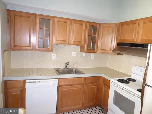 $6,100 | 4344 Ellicott Street Northwest, Washington, DC 20016