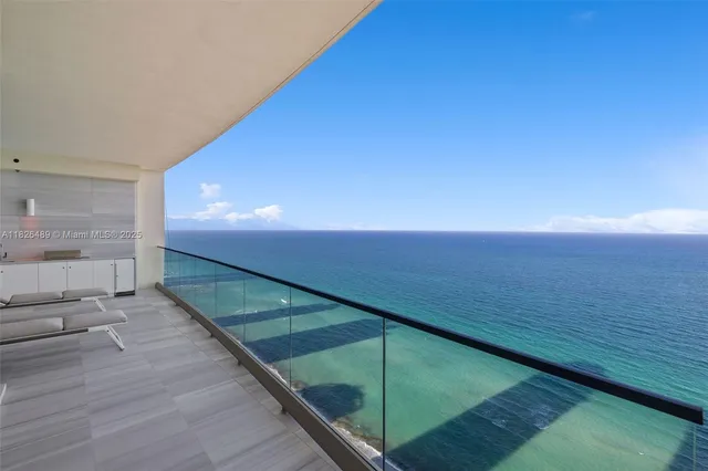 $7,999,999 | 17901 Collins Avenue, Unit 3003, Sunny Isles Beach, FL 33160