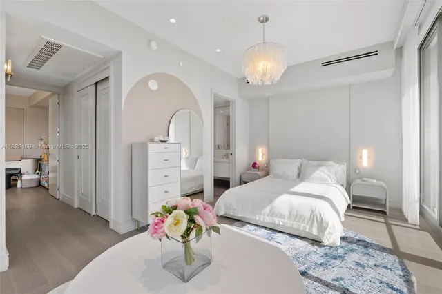 $7,999,999 | 17901 Collins Avenue, Unit 3003, Sunny Isles Beach, FL 33160