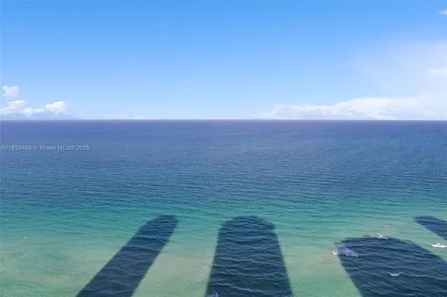 $7,999,999 | 17901 Collins Avenue, Unit 3003, Sunny Isles Beach, FL 33160