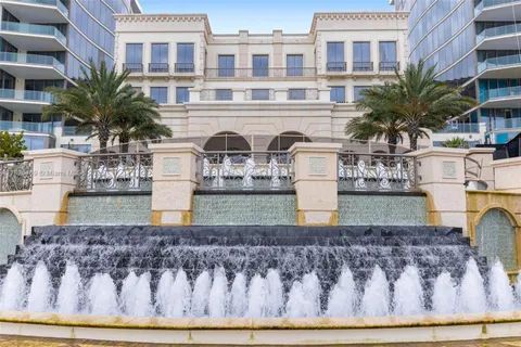 $7,999,999 | 17901 Collins Avenue, Unit 3003, Sunny Isles Beach, FL 33160