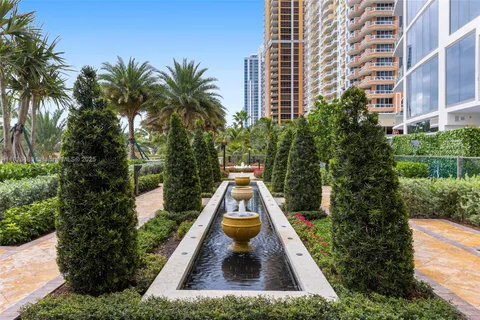 $7,999,999 | 17901 Collins Avenue, Unit 3003, Sunny Isles Beach, FL 33160