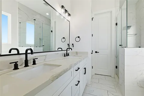 $365,000 | 107 West Whitney Street, Unit C, Houston, TX 77018