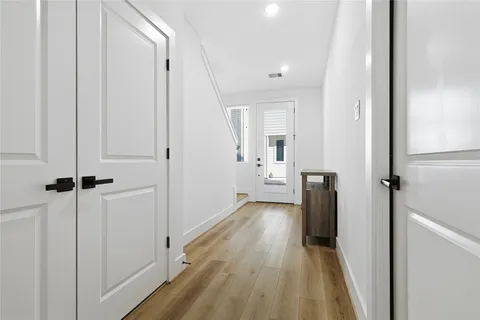 $365,000 | 107 West Whitney Street, Unit C, Houston, TX 77018