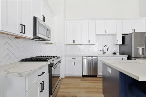 $365,000 | 107 West Whitney Street, Unit C, Houston, TX 77018