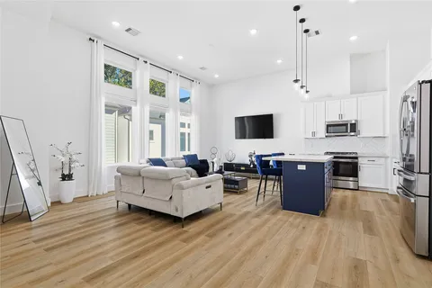 $365,000 | 107 West Whitney Street, Unit C, Houston, TX 77018