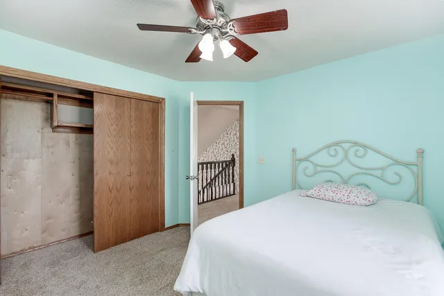 $325,000 | 405 East Lakecrest Drive, Andover, KS 67002