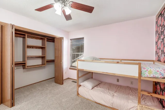 $325,000 | 405 East Lakecrest Drive, Andover, KS 67002