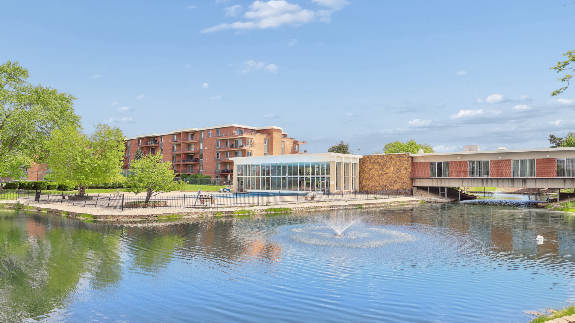 18 East Old Willow Road, Unit 504N Prospect Heights, IL 60070 - Photo 13 of 16 a view of a lake with a city