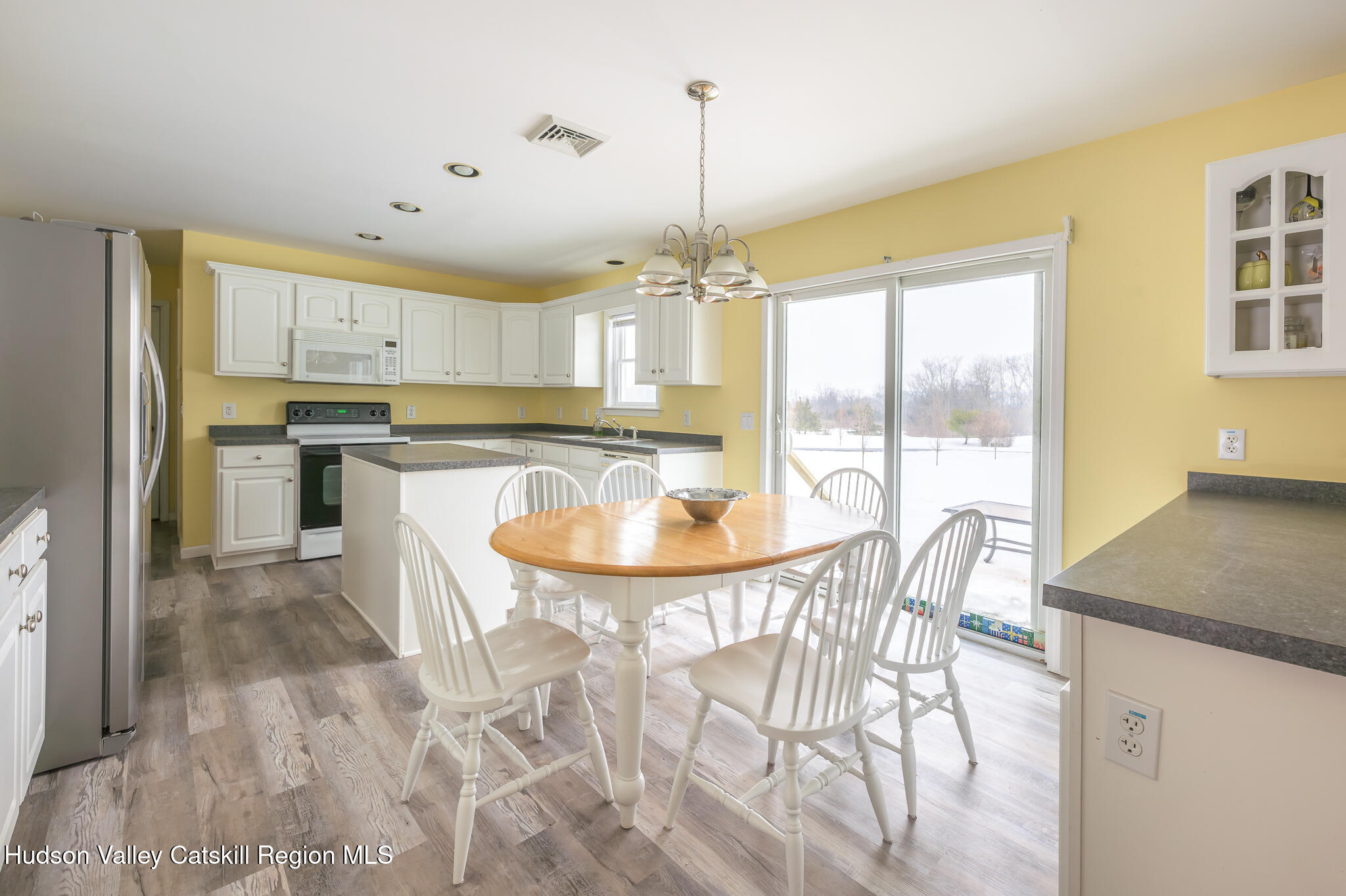 311 Middle Road Hudson, NY 12534 - Photo 18 of 38 Screen - 311 Middle Rd Hudson NY 12534-9