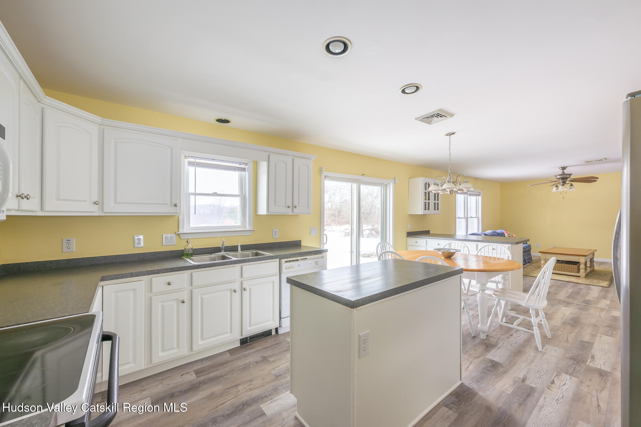 311 Middle Road Hudson, NY 12534 - Photo 19 of 38 Screen - 311 Middle Rd Hudson NY 12534-9