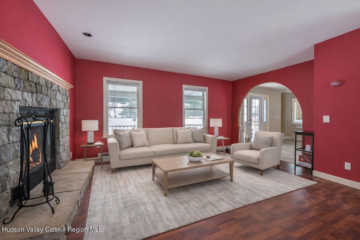 311 Middle Road Hudson, NY 12534 - Photo 10 of 38 IMG_2606