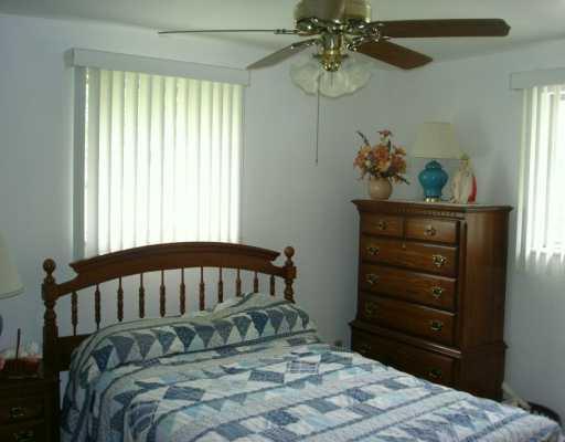 30 Hickory Grade Road Cecil, PA 15321 - Photo 3 of 8 Master Bedroom.