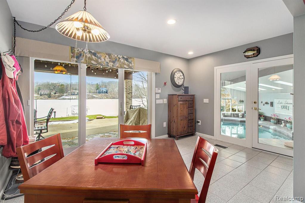 7041 Linden Road Fenton, MI 48430 - Photo 16 of 38