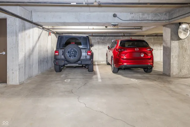 $825,000 | 333 Massachusetts Avenue, Unit 306, Indianapolis, IN 46204