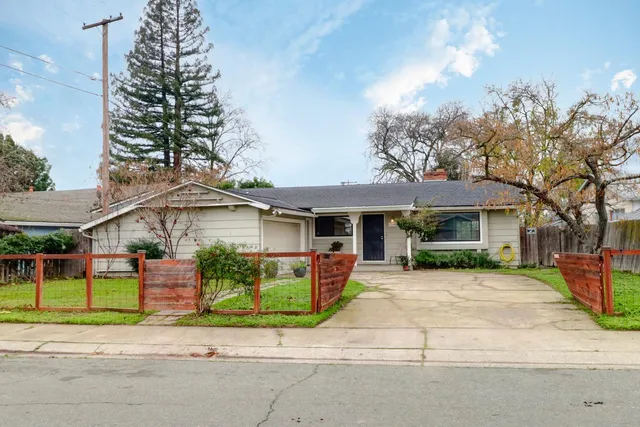 $380,000 | 7018 Middlecoff Way, Sacramento, CA 95822