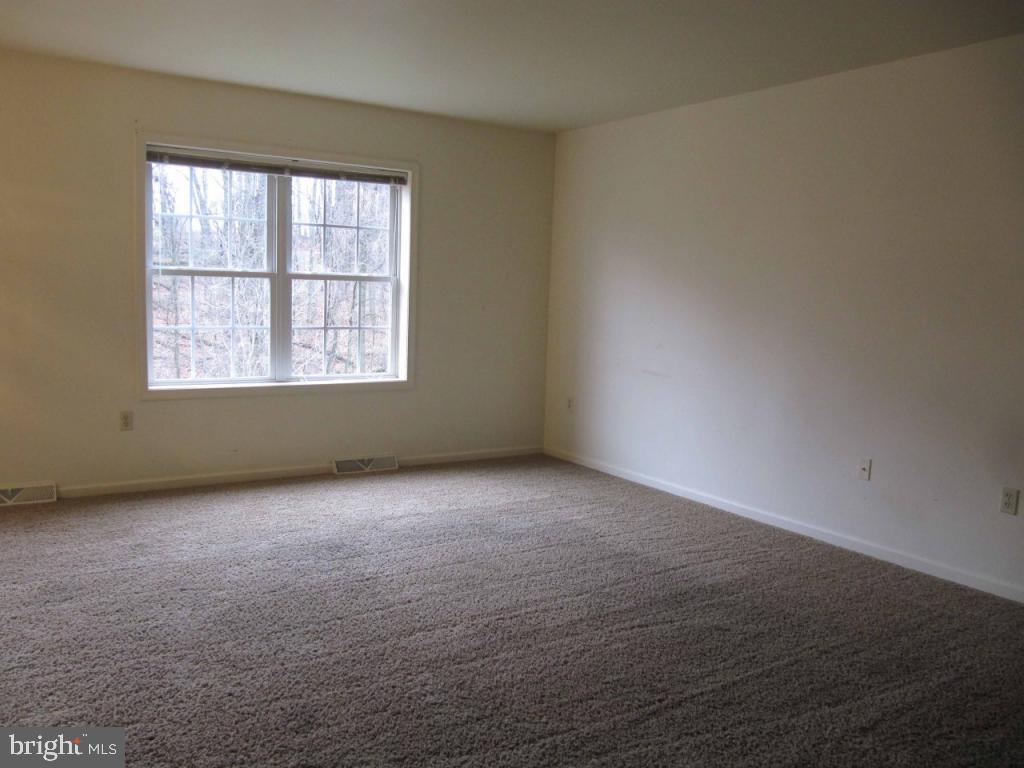346 Crosswinds Drive Lititz, PA 17543 - Photo 2 of 14 Gallery Image 2