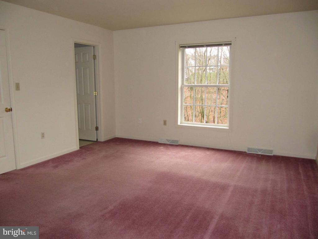 346 Crosswinds Drive Lititz, PA 17543 - Photo 8 of 14 Gallery Image 8