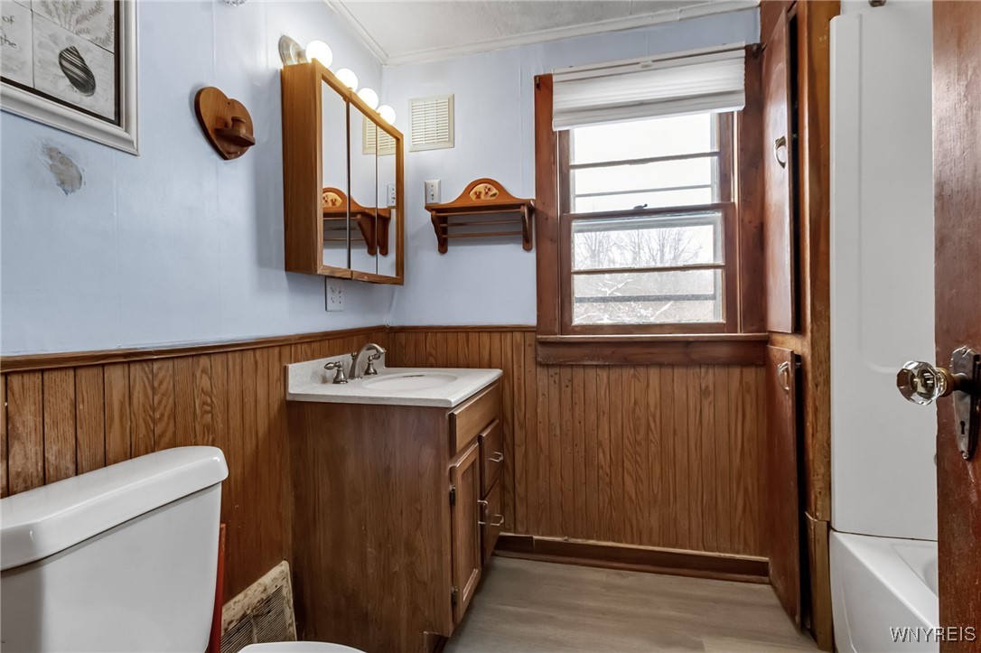 3074 Johnson Creek Road Hartland, NY 14105 - Photo 16 of 27