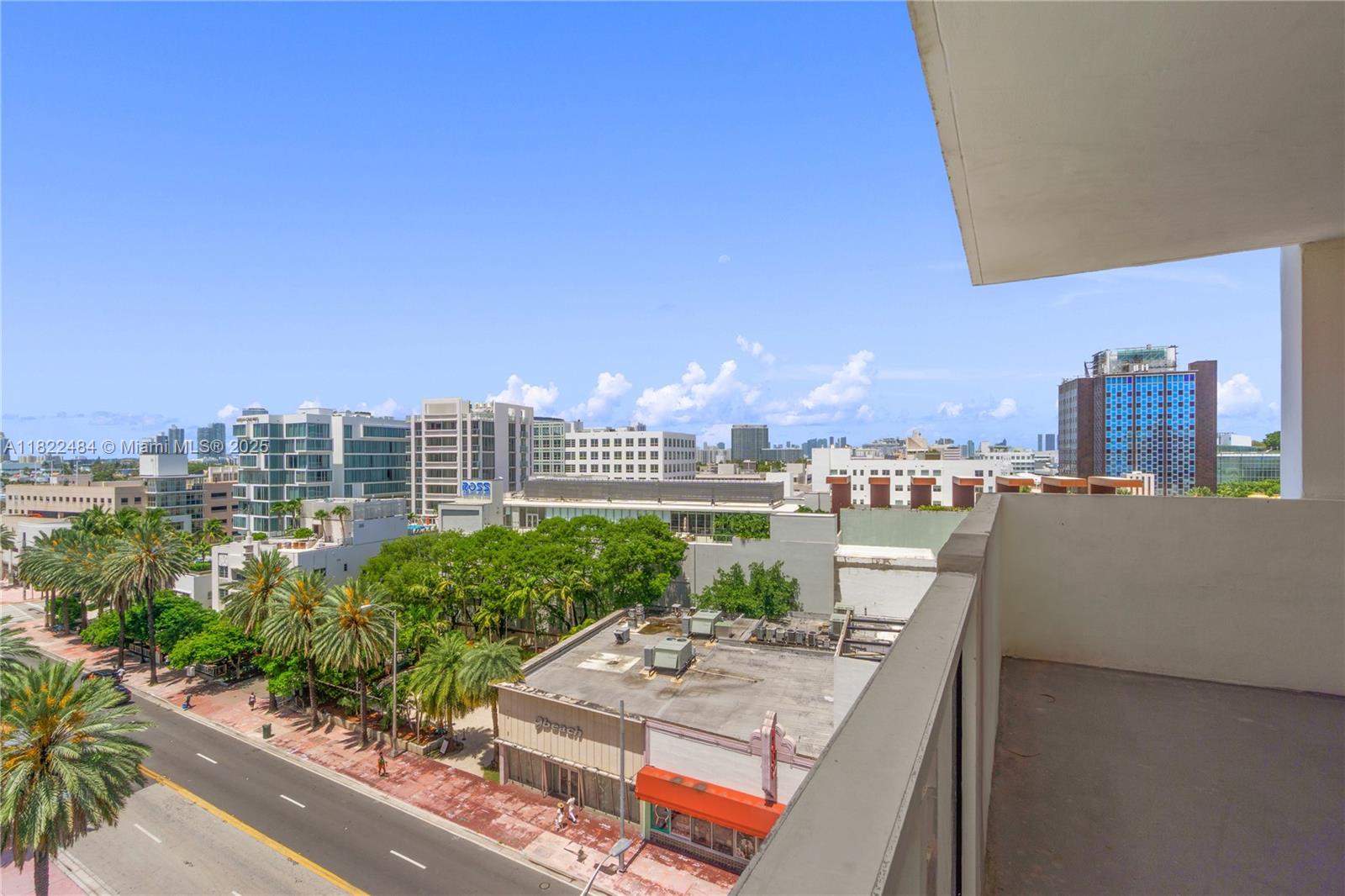 100 Lincoln Road, Unit 811 Miami Beach, FL 33139 - Photo 2 of 36 a balcony with city view