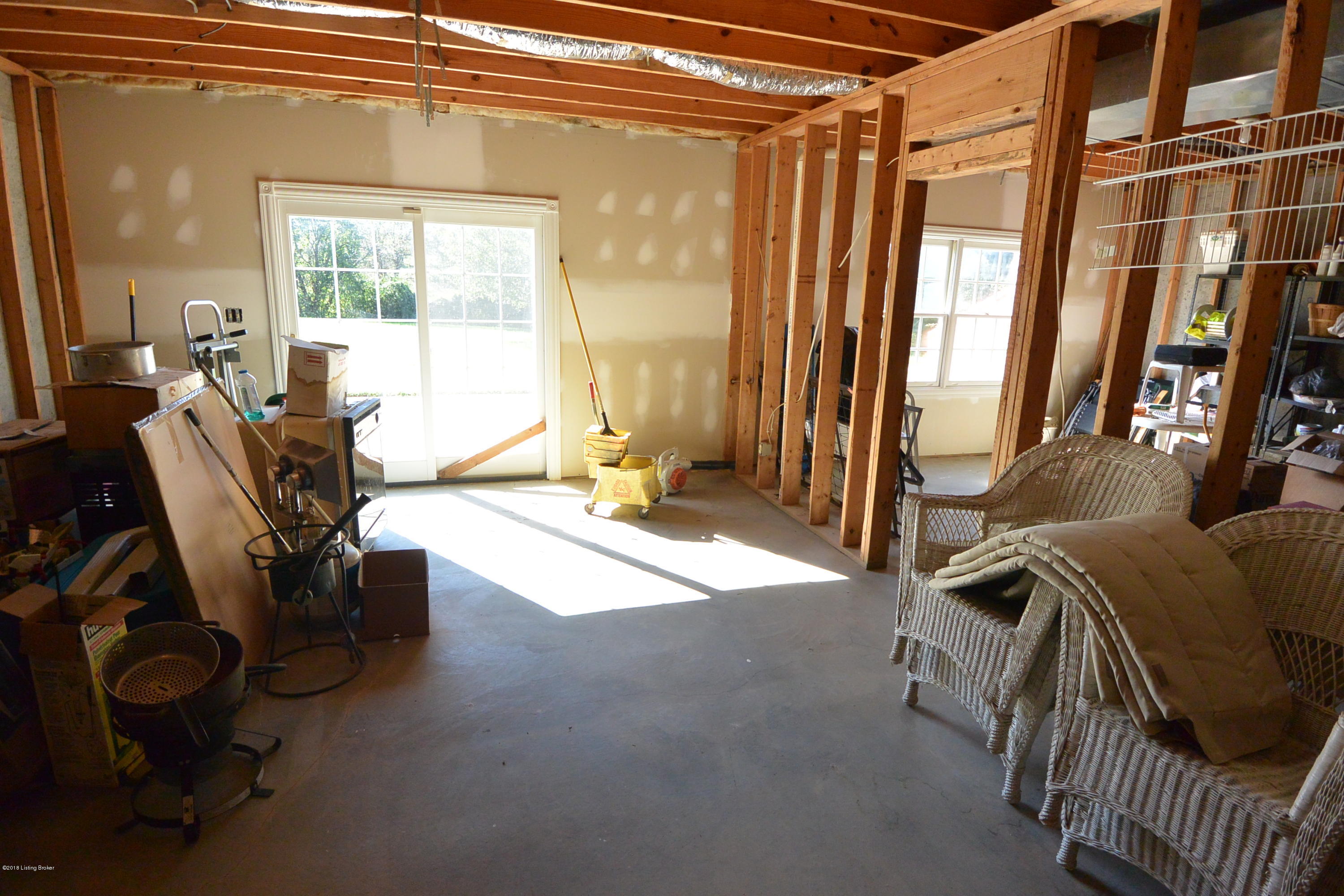 9975 Bloomfield Road Bloomfield, KY 40008 - Photo 28 of 49 Basement (2)