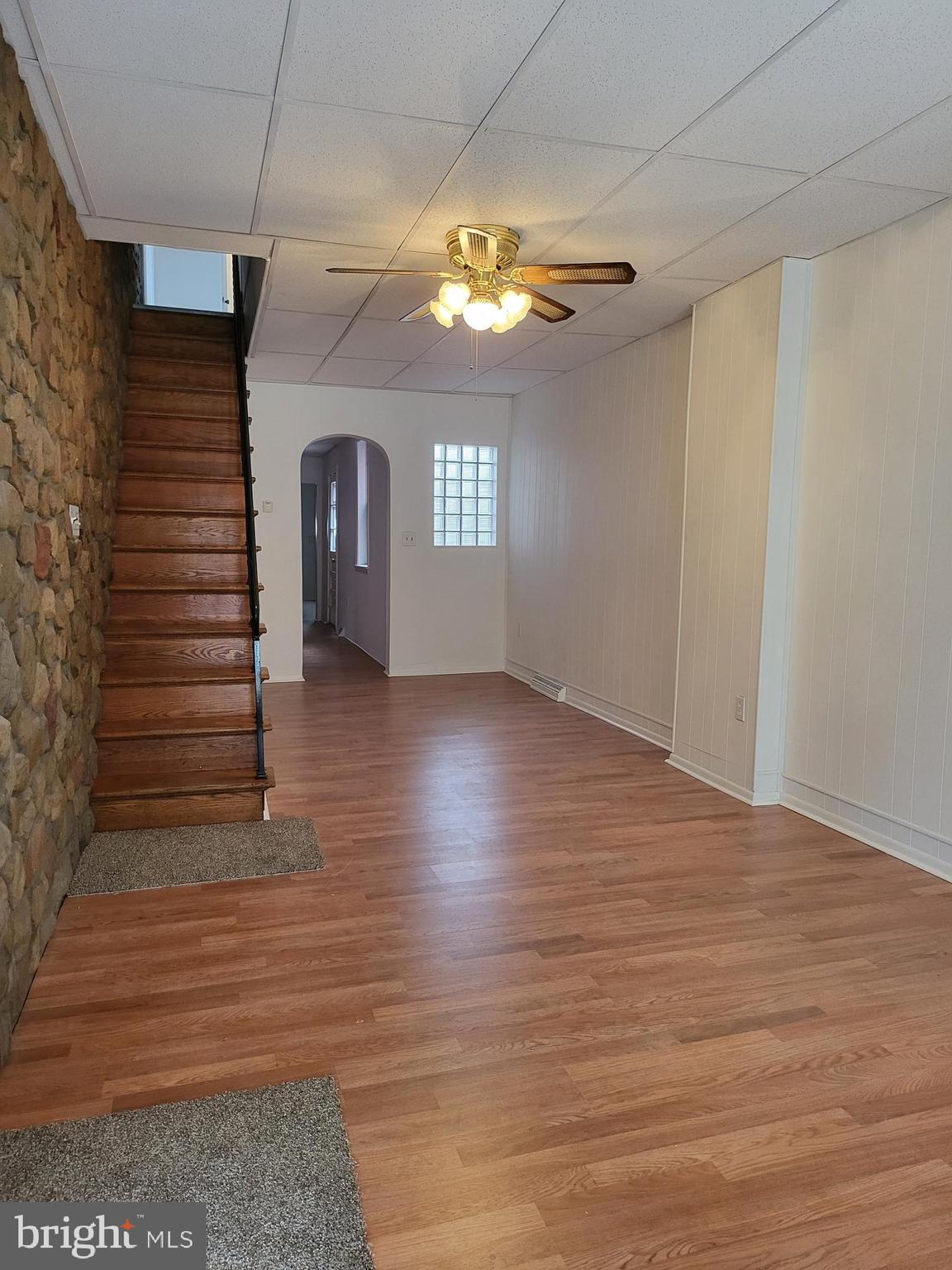 941 Perry Street Reading, PA 19604 - Photo 3 of 28 Gallery Image 3