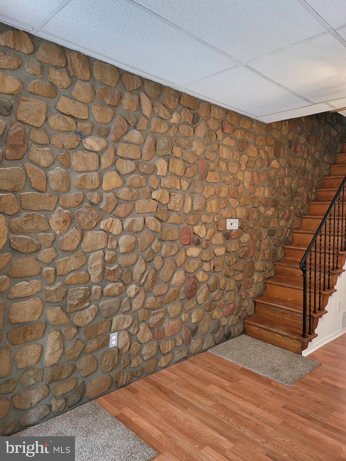 941 Perry Street Reading, PA 19604 - Photo 5 of 28 Gallery Image 5
