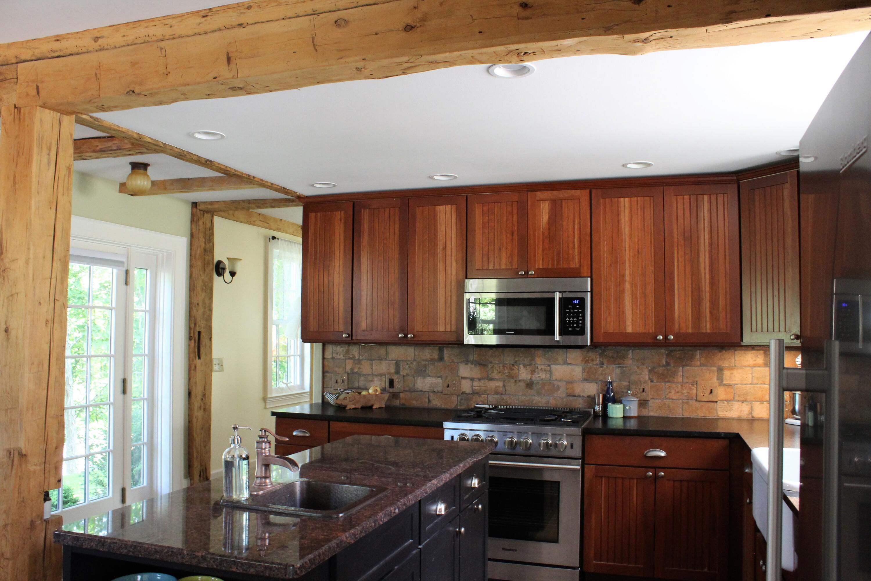 554 Middle Road Woolwich, ME 04579 - Photo 8 of 35 Kitchen