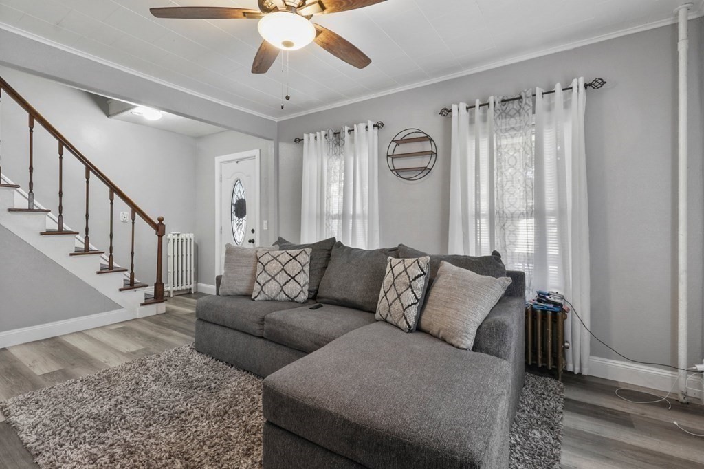 71 Russell Street West Springfield, MA 01089 - Photo 18 of 25 Gallery Image 18