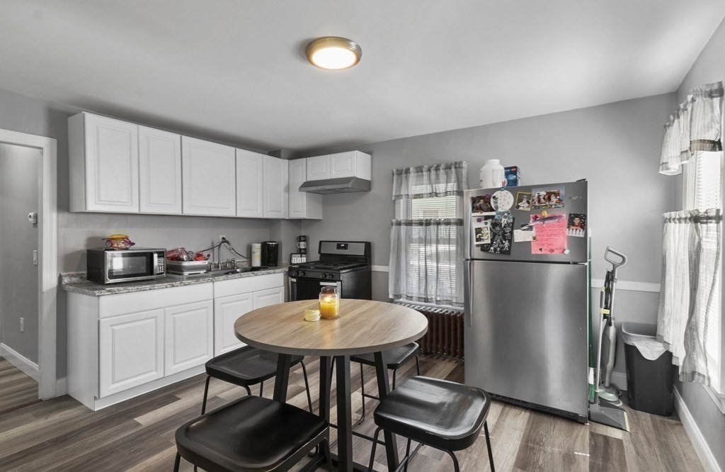 71 Russell Street West Springfield, MA 01089 - Photo 10 of 25 Gallery Image 10