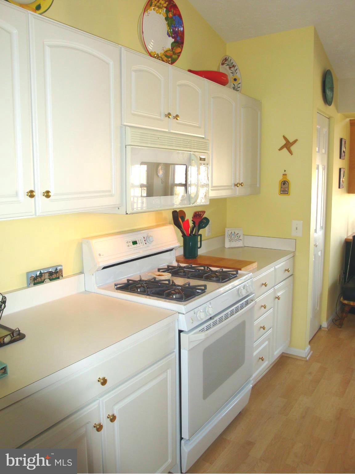 5334 Millfield Road, Unit 5332 Baltimore, MD 21237 - Photo 11 of 30 Kitchen