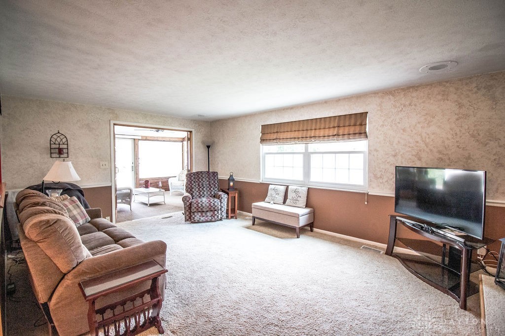 6394 Marshall Road Centerville, OH 45459 - Photo 14 of 40 Gallery Image 14