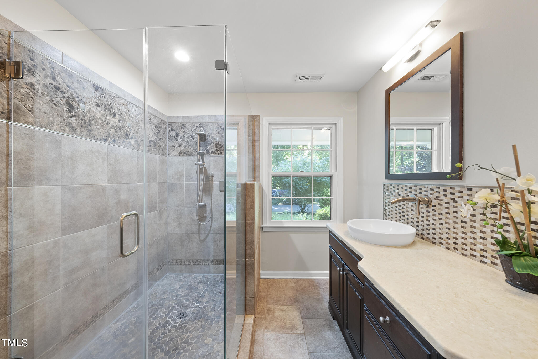 1705 Medfield Road Raleigh, NC 27607 - Photo 23 of 39 DSC02389